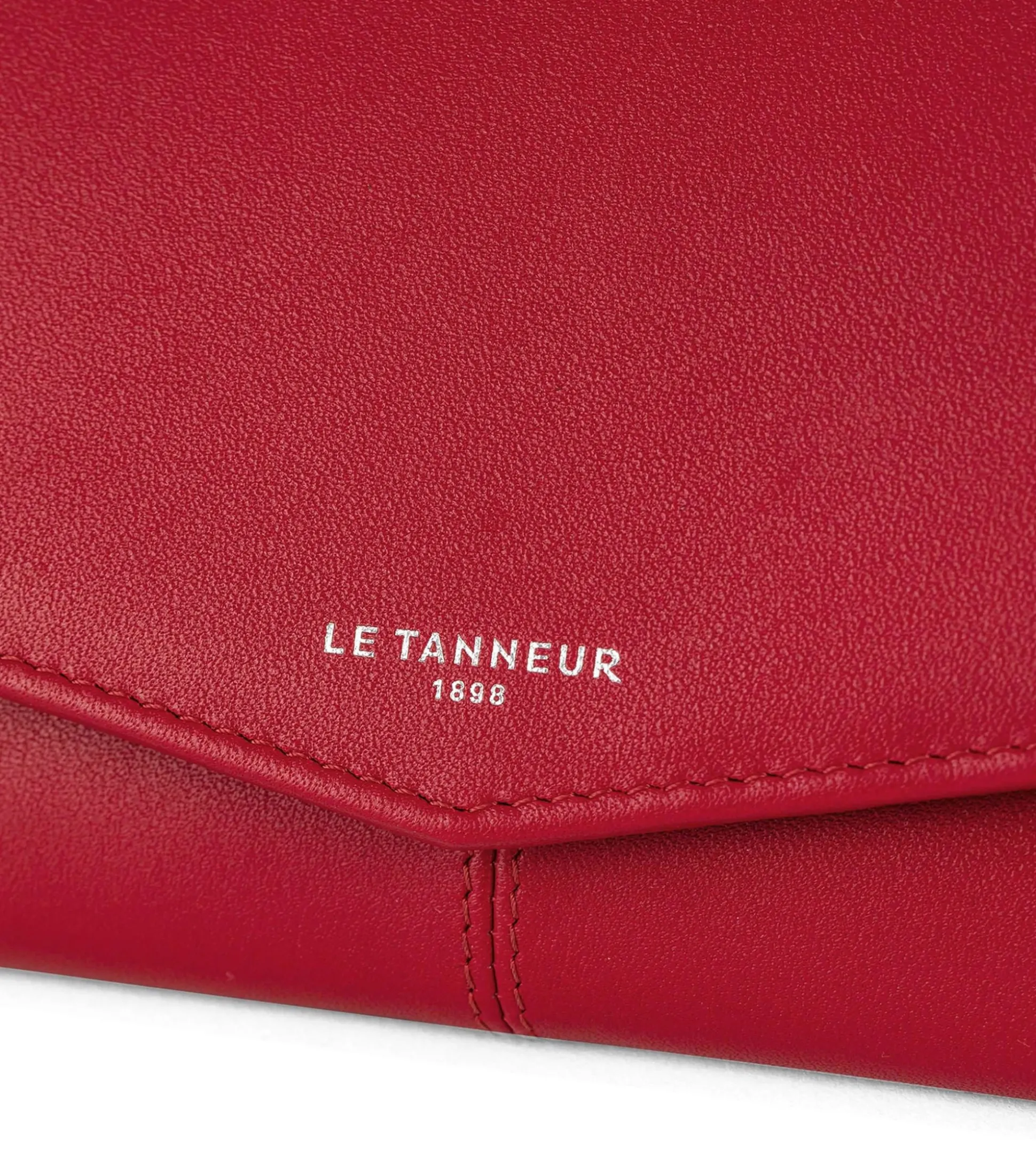 Grand portefeuille zippé Charlotte en cuir lisse - Garnet red