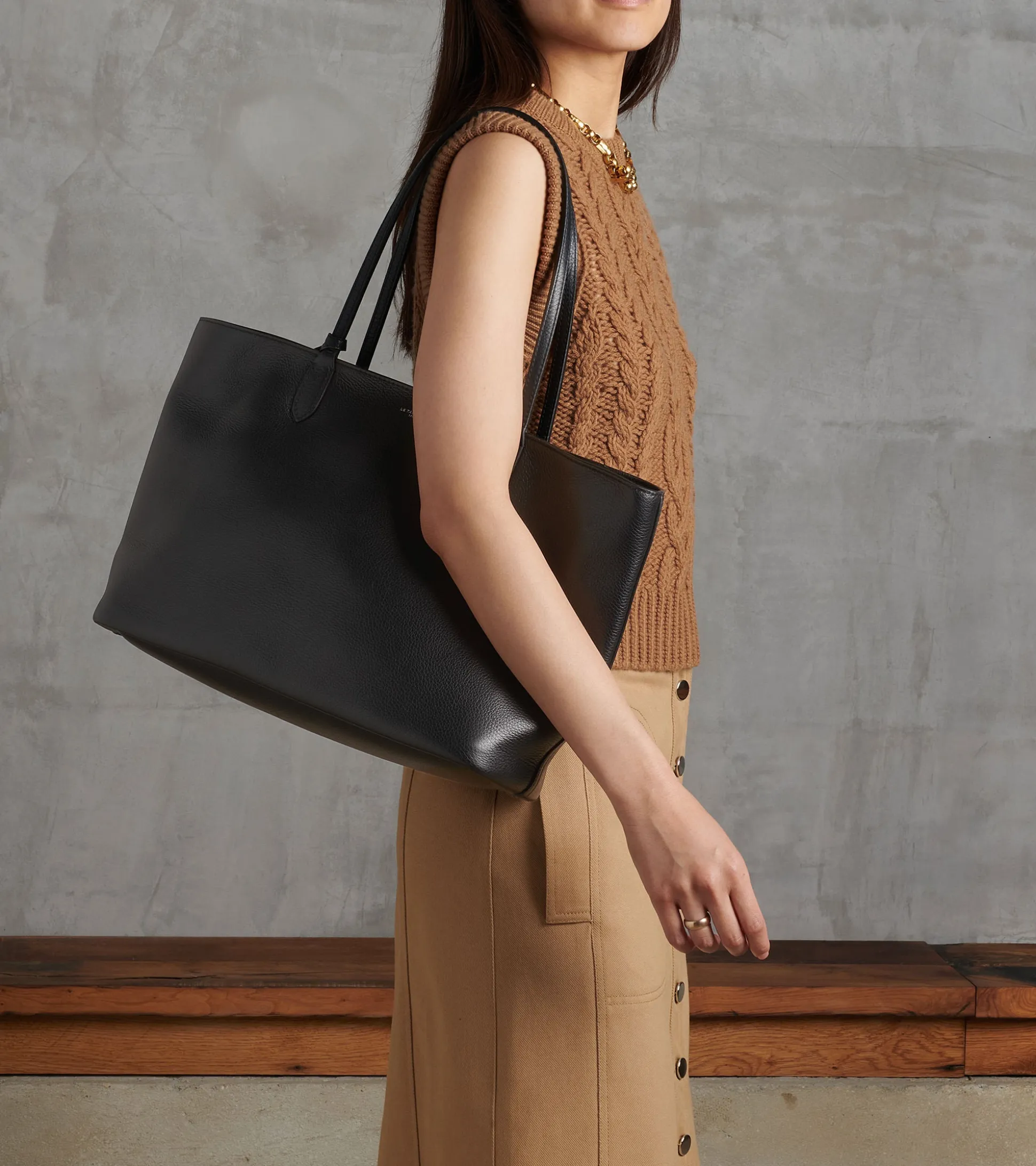 Grand sac cabas Louise en cuir grainé - Black Le Bleu