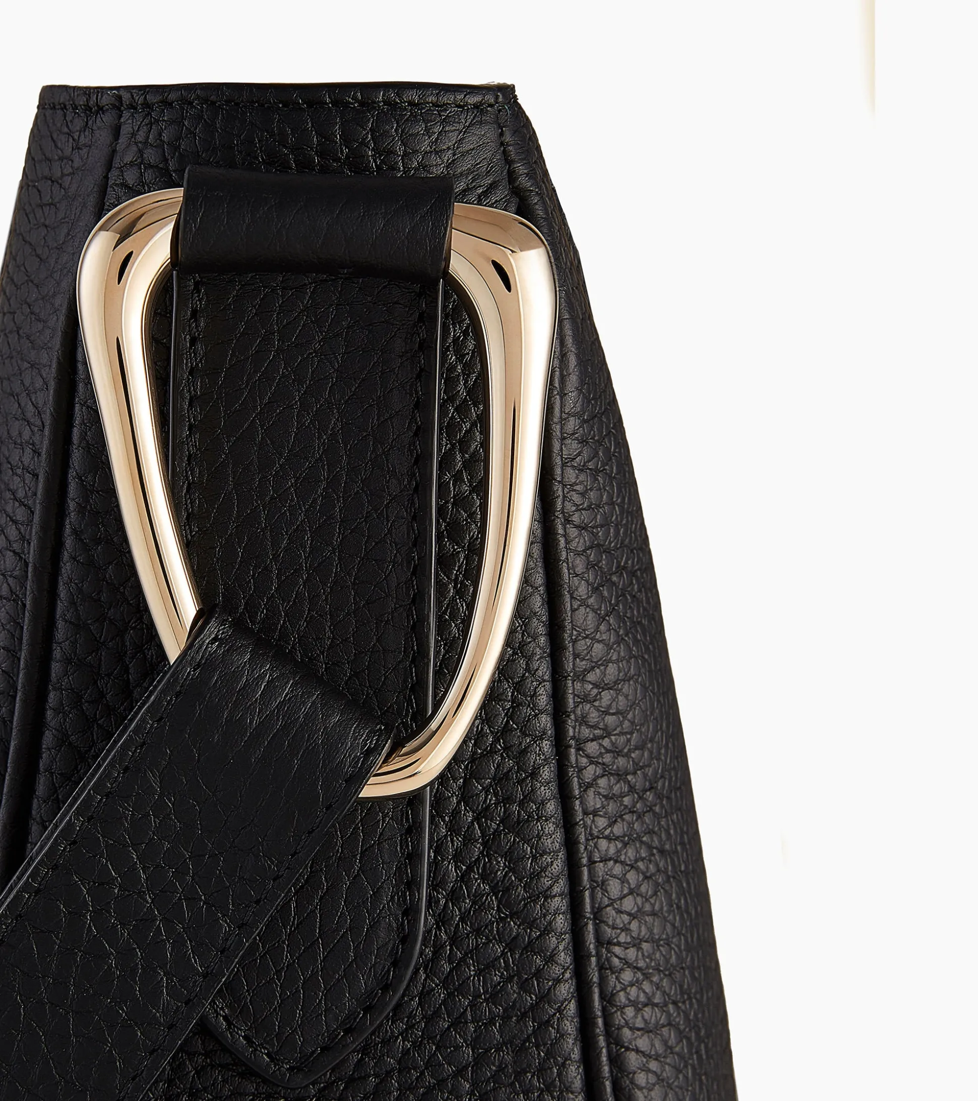 Grand sac hobo Madeleine en cuir grainé - Black