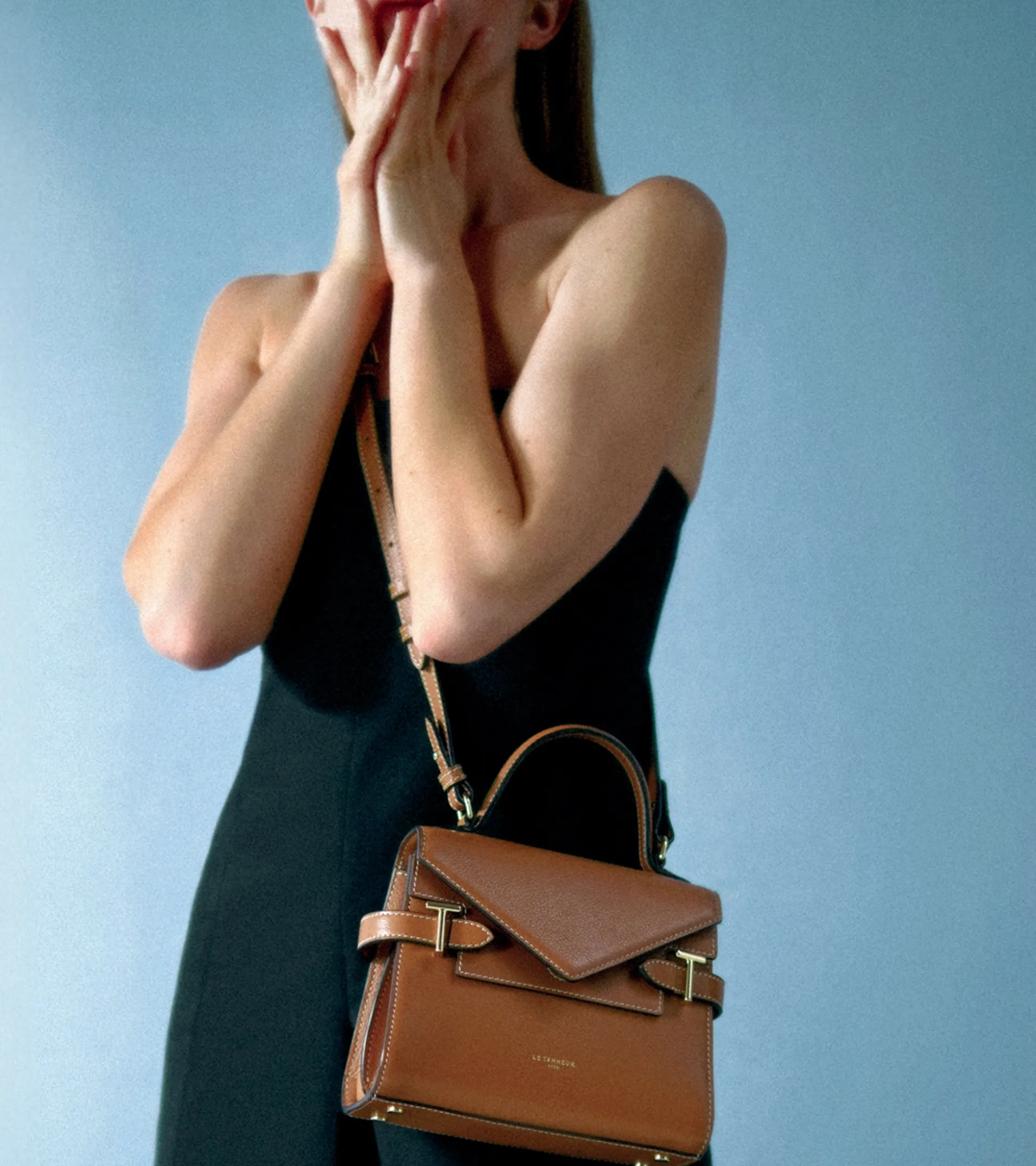 Petit sac à main double rabat Emilie en cuir grainé - Brown Tan