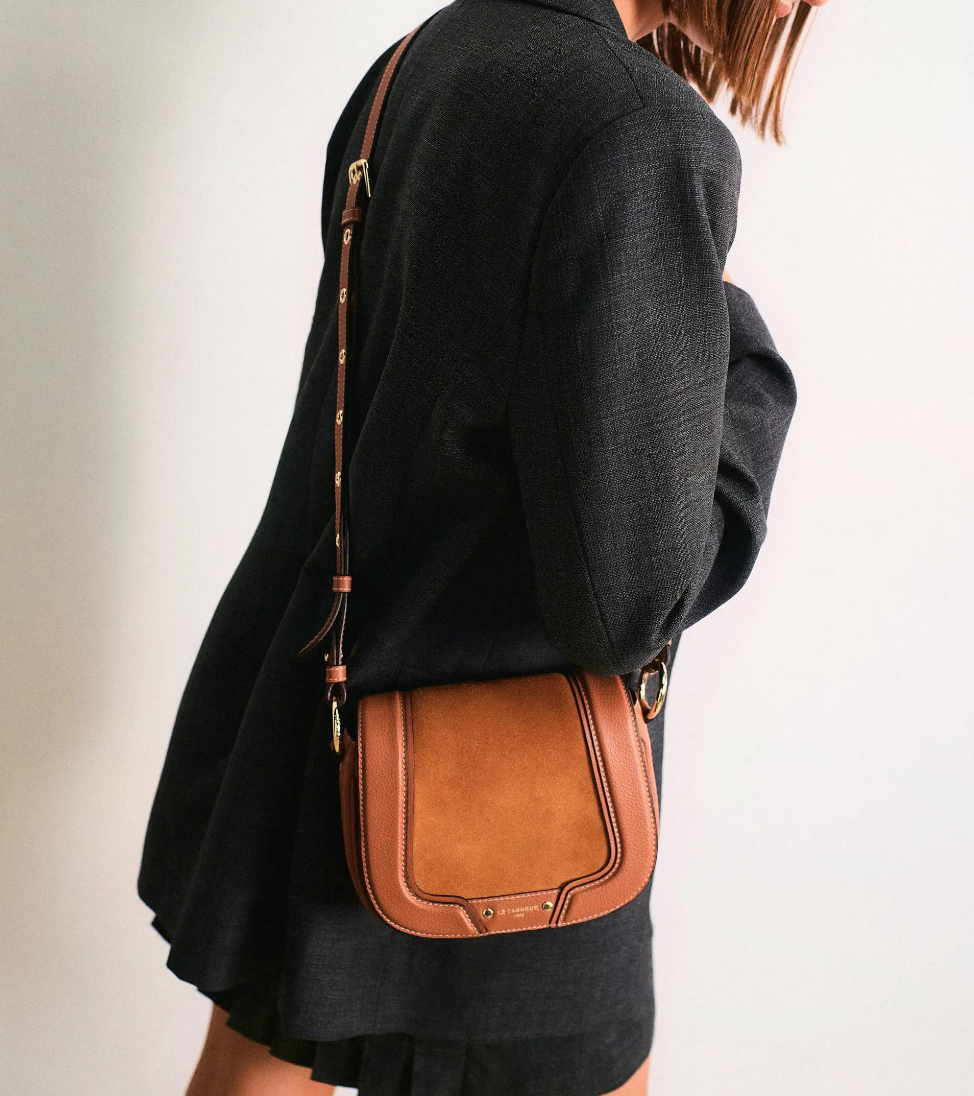 Petit sac bandoulière Ella en cuir grainé et nubuck - Brown Tan