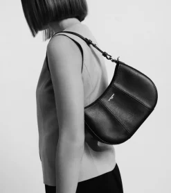 Petit sac demi-lune Juliette en cuir grainé - Brown Tan