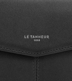 Pochette enveloppe moyen modèle Charlotte en cuir lisse - Black