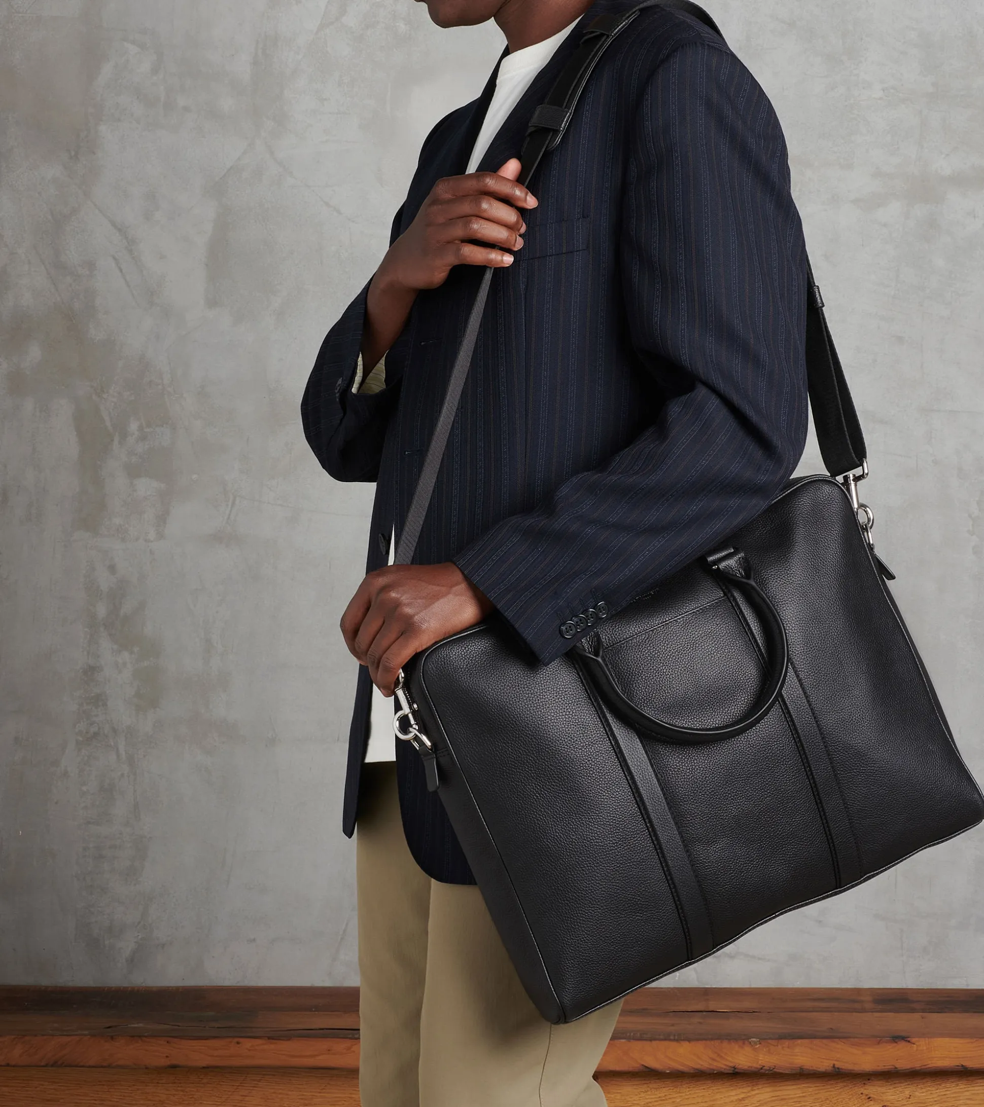 Porte documents slim 17" Charles en cuir grainé - Black