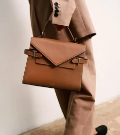 Sac à main double rabat moyen modèle Emilie en cuir grainé - Brown Tan