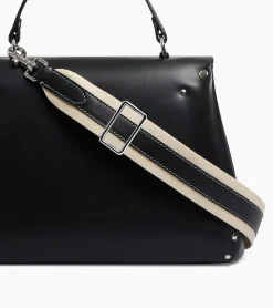 Sac à main moyen modèle Sans Couture en cuir lisse - Black