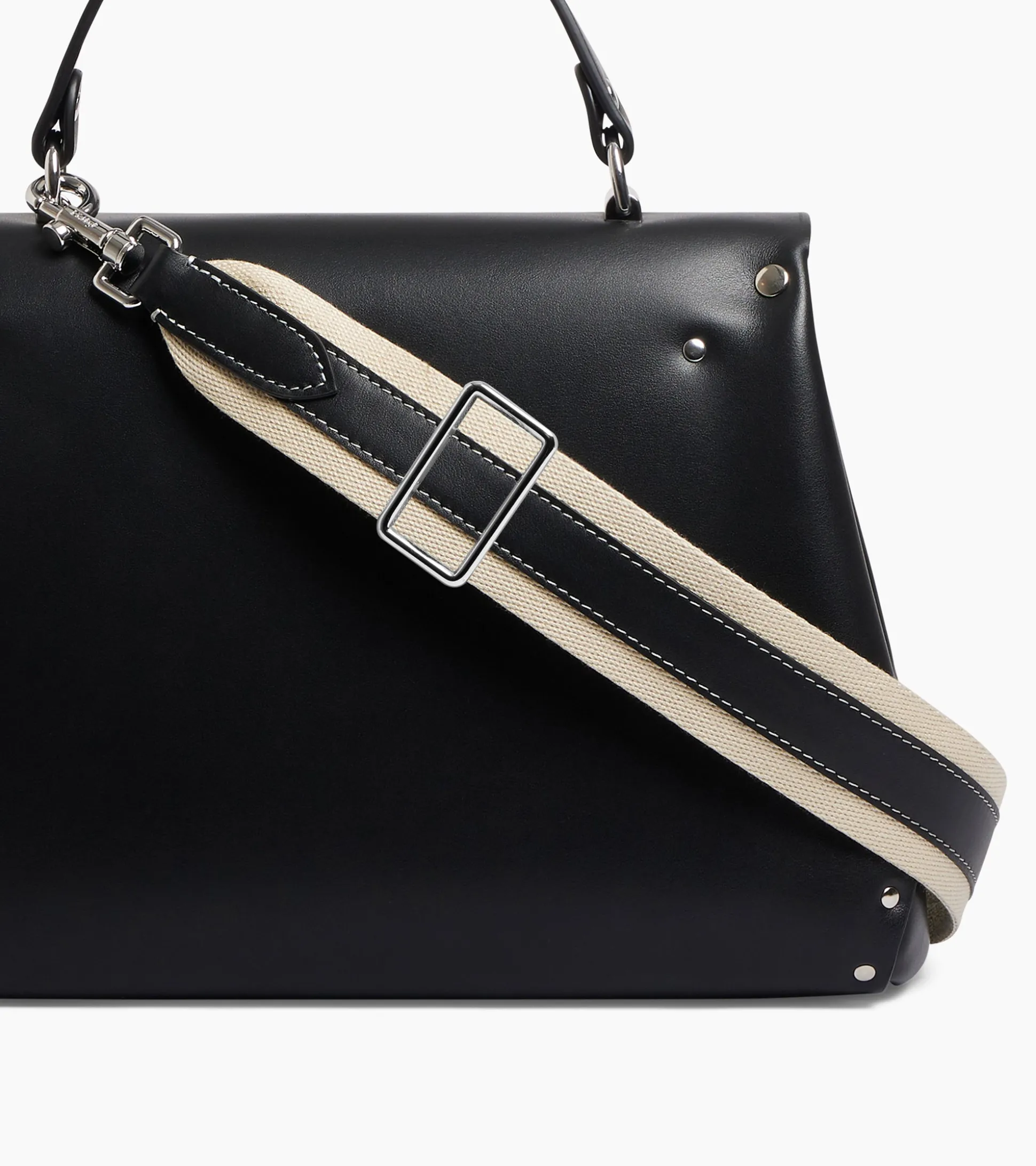 Sac à main moyen modèle Sans Couture en cuir lisse - Black