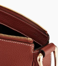 Sac bandoulière moyen modèle Madeleine en cuir grainé - Mahogany Brown