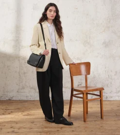 Sac bandoulière moyen modèle Simone en cuir grainé - Black