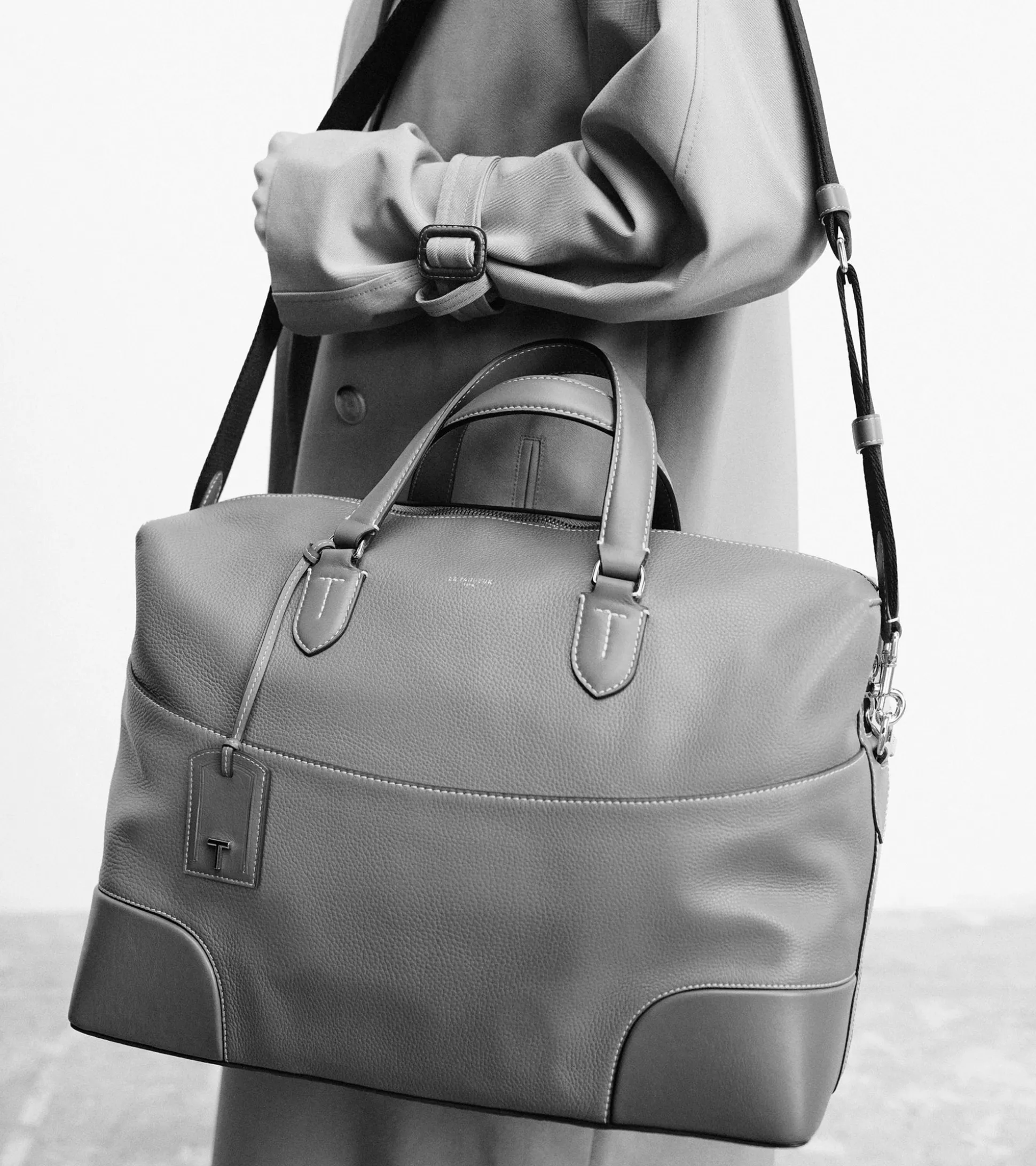 Sac de voyage 24h Romy en cuir grainé et lisse - Black